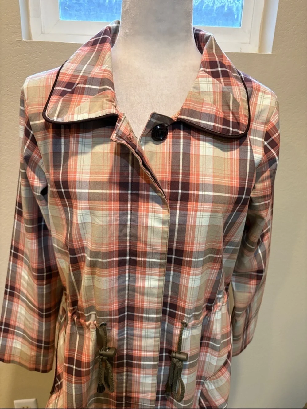 Plaid Button-Front Women's Jacket in Brown/Red and Cream Tie Waist & Hem-EU 44/M